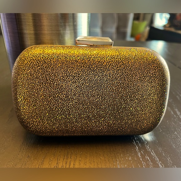 Gold Iridescent Clutch Purse with chain link Strap - Picture 3 of 8